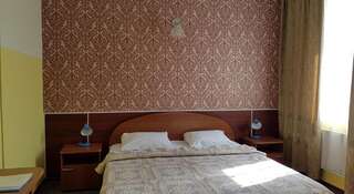 Гостиница Калинка Москва Улучшенный двухместный номер с 1 кроватью или 2 отдельными кроватями-5